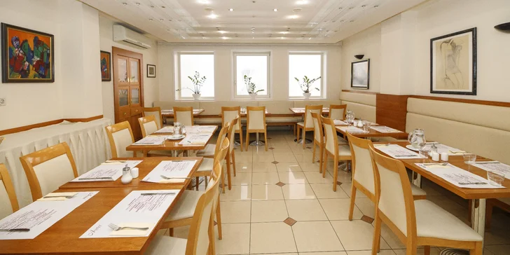 4* hotelu Ametyst: pobyt se snídaní pro dva v historické Praze