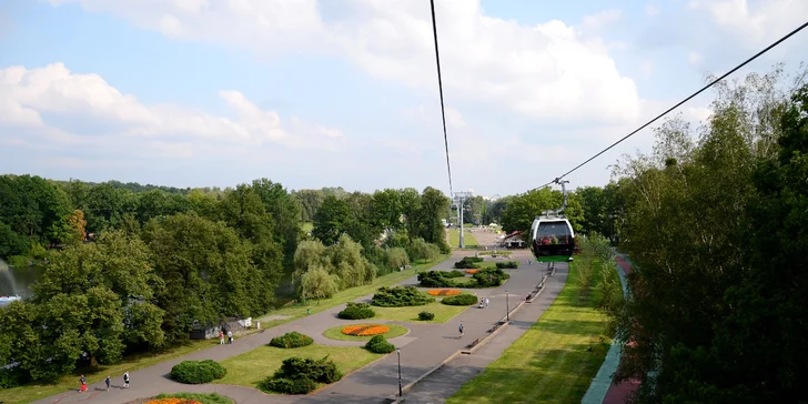 4* hotel v blízkosti parku Chorzów: snídaně i neomezený vstup do wellness