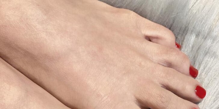 Péče o ruce i nohy: manikúra, pedikúra, gel lak i nové gelové či akrylové nehty