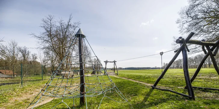 4* pobyt v historické tvrzi v Letohradu: snídaně či polopenze, wellness i zábavný program