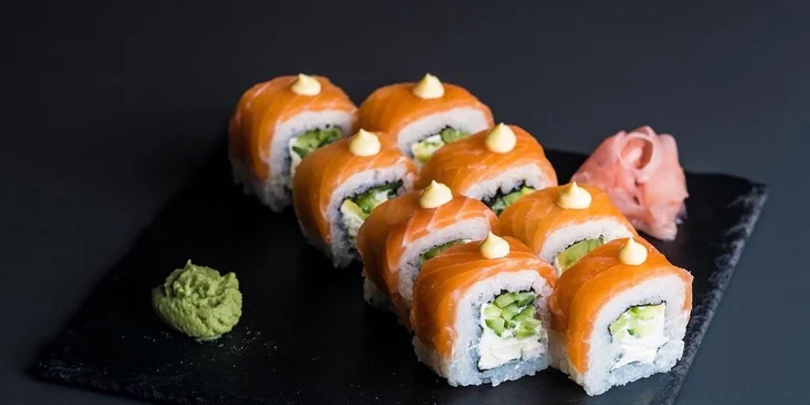 Otevřené vouchery v hodnotě 500-2000 Kč na sushi sety, poké, koktejly, víno i nealko