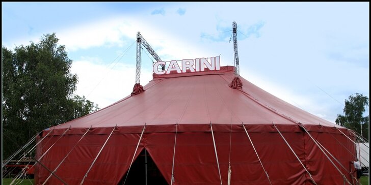 Vstupenky na vánoční show Cirkusu Carini
