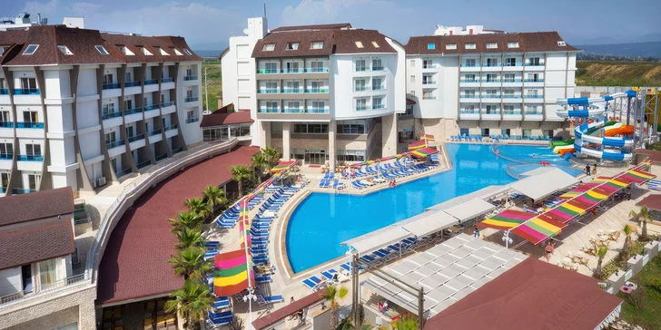 5* resort v Turecku: all inclusive vč. nápojů, aquapark a moře jen 600 m