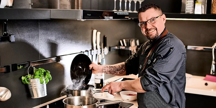V pátek za kulinářským zážitkem: menu s lososem, slávkami a citrusovým dezertem