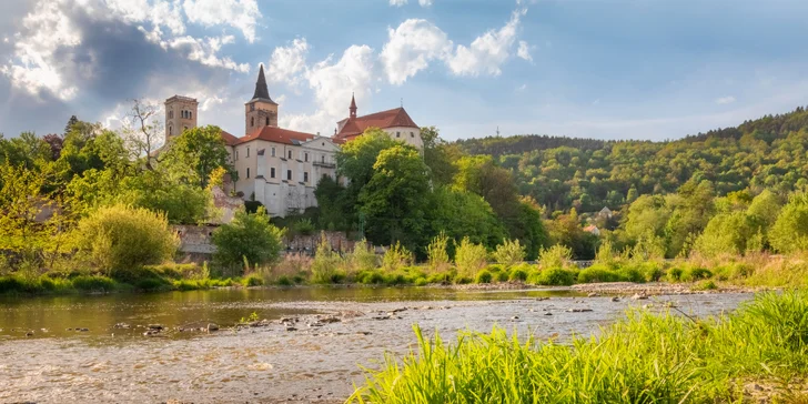 Pobyt v Posázaví s českou kuchyní a sportovním vyžitím