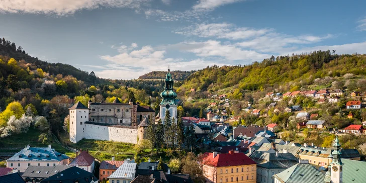 Romantika v centru Bánské Štiavnice: historické město a krásná příroda, snídaně i privátní wellness