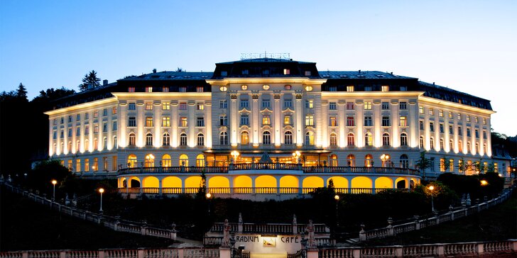 Pobyt v Jáchymově: ubytování v neoklasicistním paláci, snídaně i romantická večeře, wellness procedury