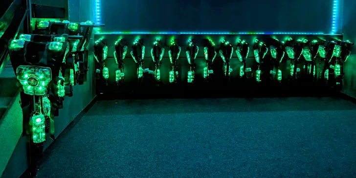 Lasergame pro jednoho či skupinu až 6 osob i s občerstvením v podobě pizzy a limonád