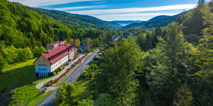 Aktivní pobyt s wellness ve Szczyrku: polopenze a lanovka v ceně, nebo pobyty se snídaní a dlouhou platností