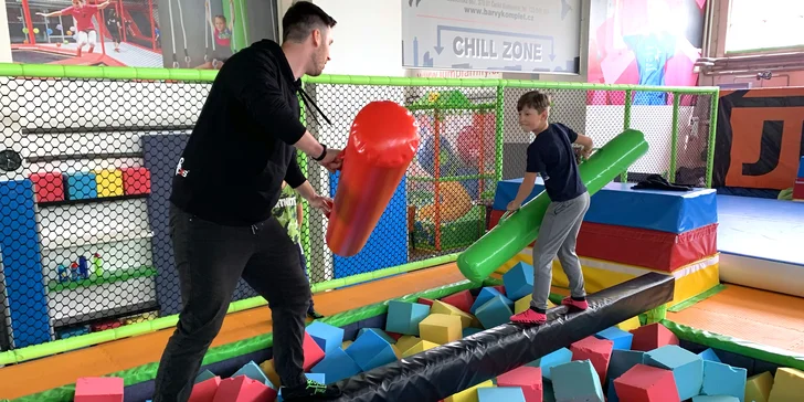 Jump Family České Budějovice: 1 nebo 2 hod. v zábavním centru s trampolínami a dalšími atrakcemi