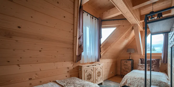 Pohádkový pobyt v luxusním apartmánu až pro 4 os.: venkovní vířivka a sauna, soukromý les