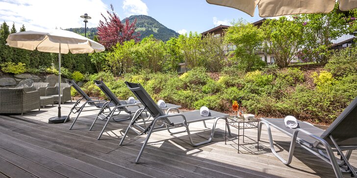 Kitzbühelské Alpy: ubytování s polopenzí a neomezeným wellness v srdci Kirchbergu