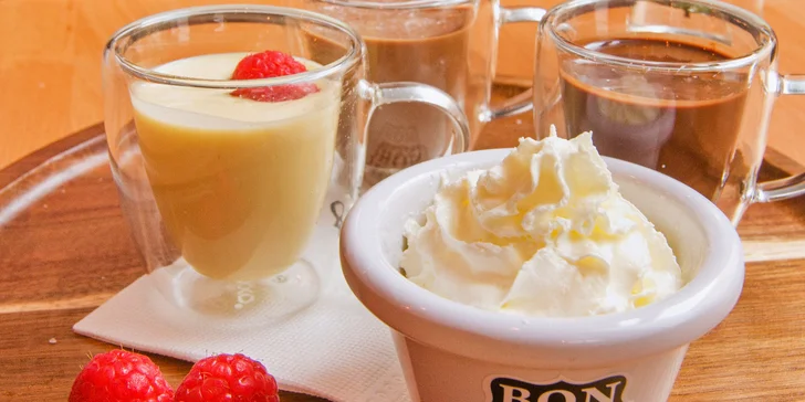 Degustace tří druhů horké čokolády či fondue s lesním ovocem v Chocolaterii Bon Bon: 1 až 3 osoby