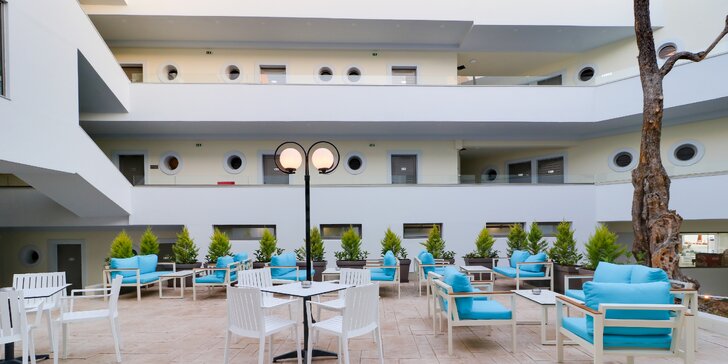 Hotel Harmony Rethymno Beach v Řecku: all inclusive, hotel na pláži i dítě za letenku