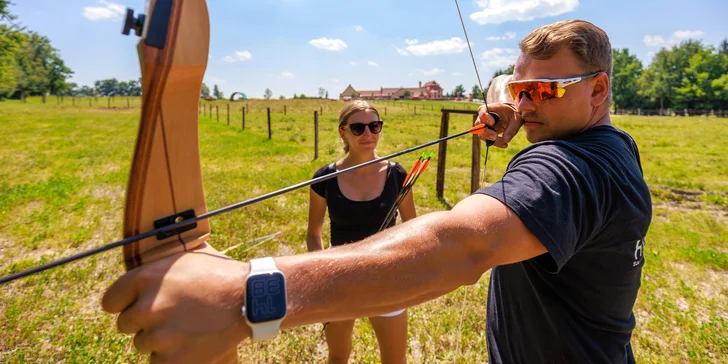 Den v safari parku: kurz 3D lukostřeleckého parkouru, bio burger s nápojem i návštěva zvířat