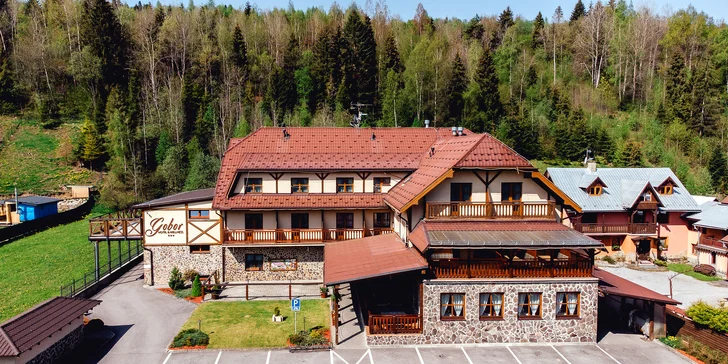 Pobyt v Hotelu Gobor*** v Západních Tatrách s polopenzí a wellness