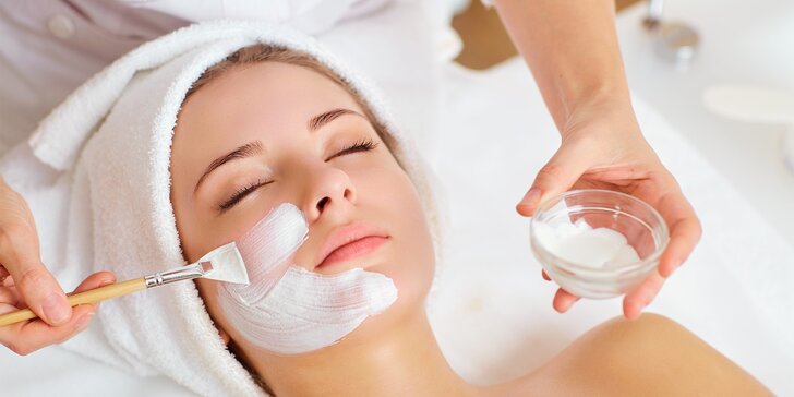 Kosmetické ošetření pleti dle vašich potřeb: čisticí, základní i kompletní vč. péče o oční okolí