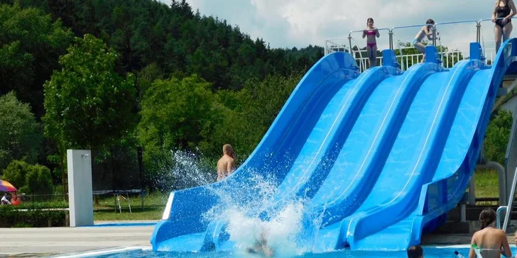 Koupaliště Mokrák: vstup i permanentka na všední dny pro děti i dospělé