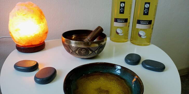 30-90min. masáže: relaxační s čínským nástrojem Gua Sha, terapeutická i lymfatická