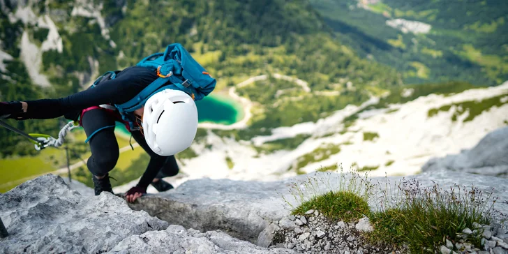 Prodloužený víkend plný adrenalinu v Rakousku: rafty na Salze, výstup na ferraty i canyoning