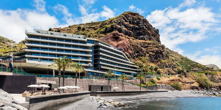 Luxusní 5* resort na Madeiře: snídaně, bazény a pláž přímo u hotelu, možnost zajištění stravy a letenek
