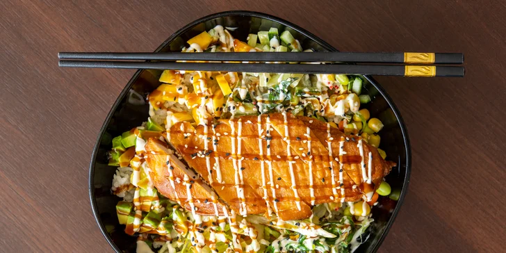 Otevřené vouchery do asijské restaurace Hoi An: až 2000 Kč na sushi, poke bowls i vietnamské speciality