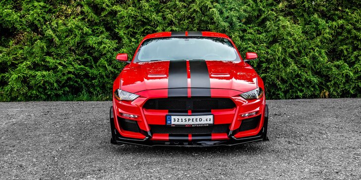 Zapůjčení Fordu Mustang GT 5.0 V8 paket Shelby na 12 či 24 hodin