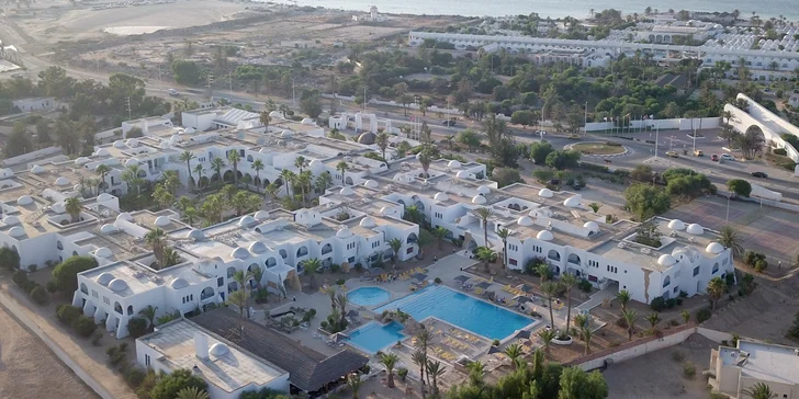 Dovolená v hotelu Djerba Holiday Club: all inclusive jídlo i nápoje a dítě za letenku