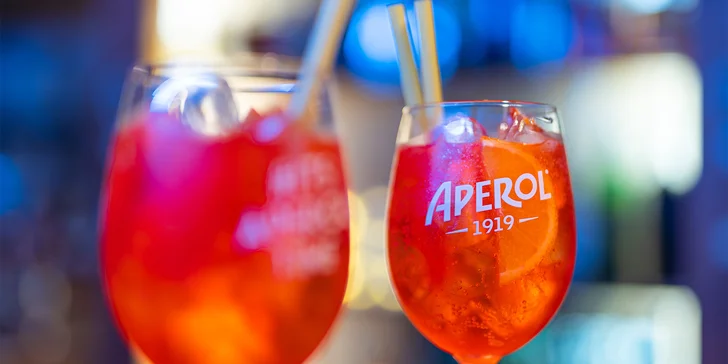 Pravé italské osvěžení: prosecco nebo Aperol Spritz i s tapas pro 2–4 osoby