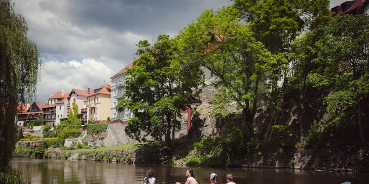 Plavba z Českého Krumlova do Zlaté Koruny na paddleboardu, raftu i kanoi až pro 6 osob