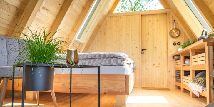 Treehouse na Vysočině: prosklené stěny i střecha s dechberoucím výhledem, venkovní wellness