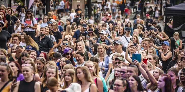 Vstupenka na Déjà vu fest: vystoupí Jakub Děkan, Olga Lounová, Kapitán Demo i Rytmus