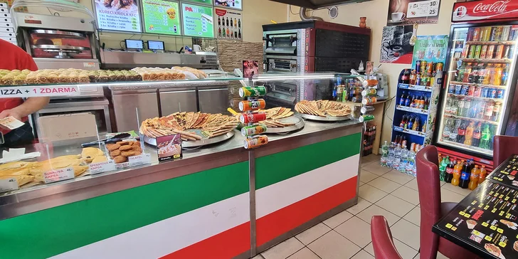 Pizza o průměru 32 či 45 cm nebo kebab dle výběru na odnos s sebou