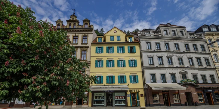 Odpočinek blízko Vřídelní kolonády: 3* hotel se snídaněmi