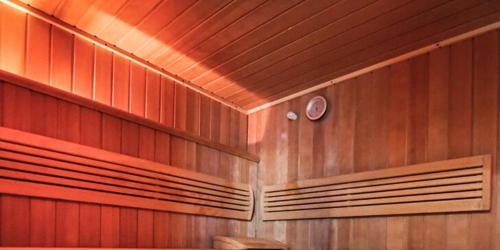 Pobyt v srdci Poznaně: snídaně a neomezená sauna naproti unikátnímu obchodnímu centru