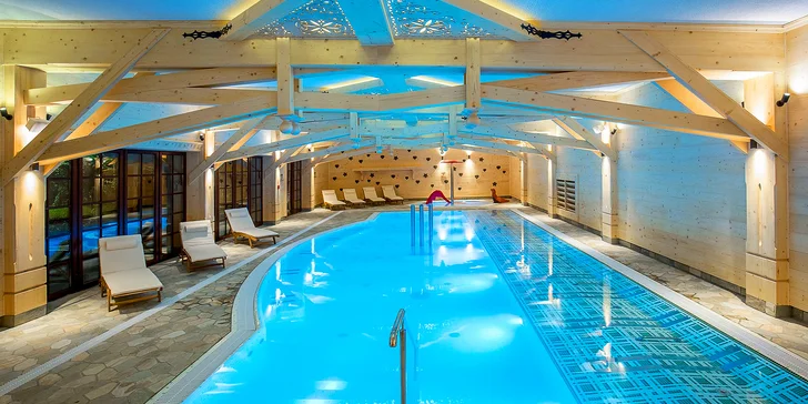 Luxusní 5* hotel v centru Zakopaného: neomezený wellness se saunami i vířivkami, polopenze