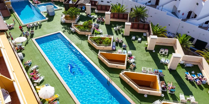 Tenerife: studia či apartmány 500 m od pláže, all inclusive, animační programy, vlastní doprava