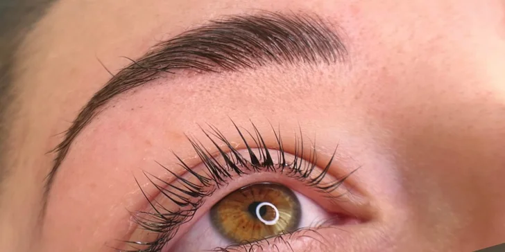 Lash lifting řas nebo laminace obočí vč. barvení