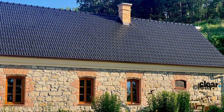 Netradiční pokoj v pískovcové skále: romantická atmosféra, vlastní koupelna a snídaně v ceně