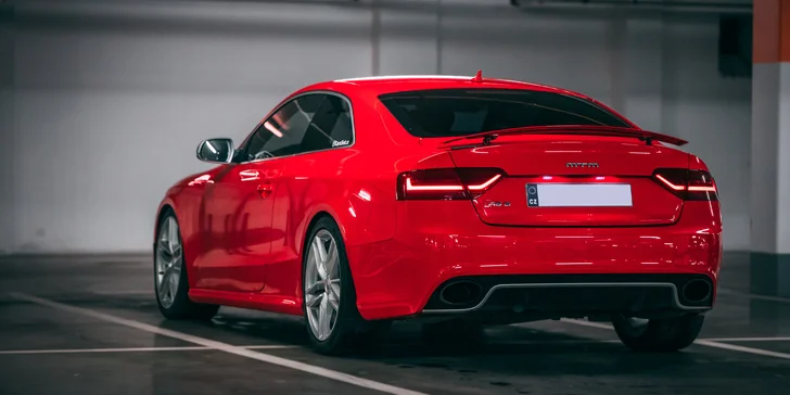 Zapůjčení sportovní Audi RS5 na 1, 3 nebo 5 hod. pro 1 osobu