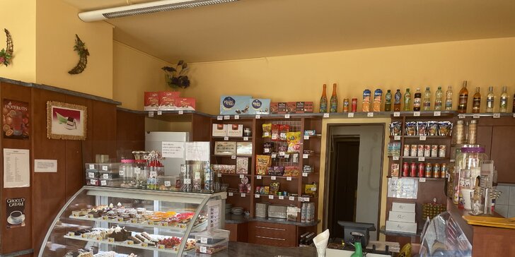 Otevřené vouchery v hodnotě 250, 500 a 1000 Kč do cukrárny Jadran: káva i zákusky