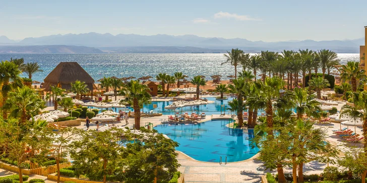 All inclusive dovolená v Egyptě vč. letenky: 5* hotel Strand Taba Heights Beach s bazény přímo u pláže