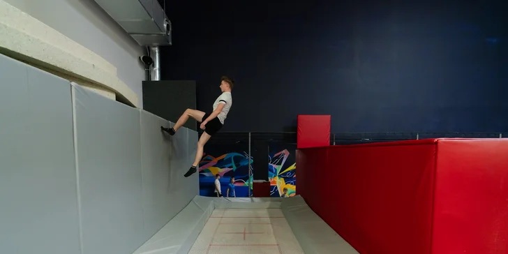 Vstupy nebo permanentky do Jump Academy Olomouc: trampolíny, ninja dráha, parkour zóna i 9D kino