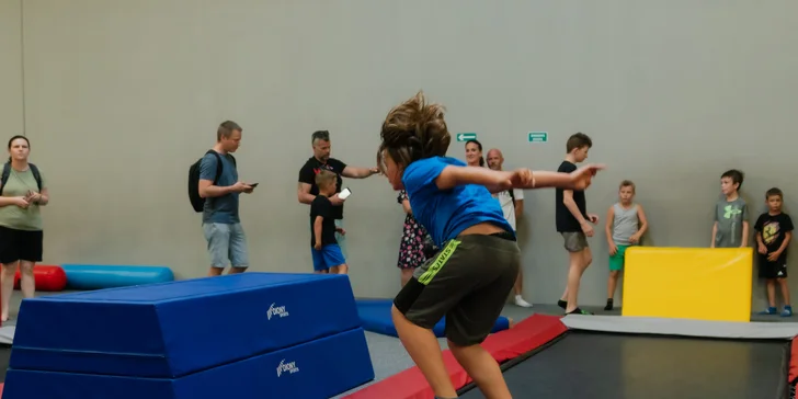 Vstupy nebo permanentky do Jump Academy Olomouc: trampolíny, ninja dráha, parkour zóna i 9D kino