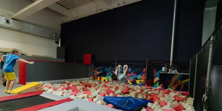 Vstupy nebo permanentky do Jump Academy Olomouc: trampolíny, ninja dráha, parkour zóna i 9D kino