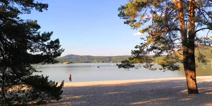 Zapůjčení paddleboardu na Mácháči na půl dne i celý den