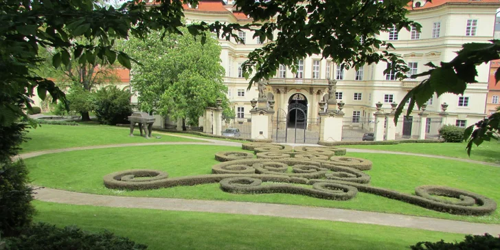 Skupinové i individuální prohlídky Prahy s komentářem: Hradčany i Malá Strana či Staré Město