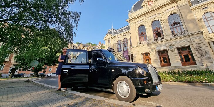 Vyhlídková jízda po Karlových Varech v londýnském taxi Black cab až pro 4 osoby