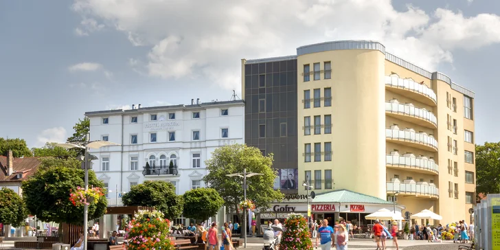 Międzyzdroje: hotel u pláže, neomezeně wellness, polopenze a ráj pro děti