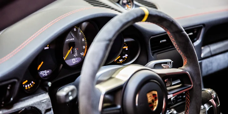 Jízda nadupaným Porsche GT3 RS: 1–4 kola na okruhu v Mostě či Brně jako řidič nebo spolujezdec